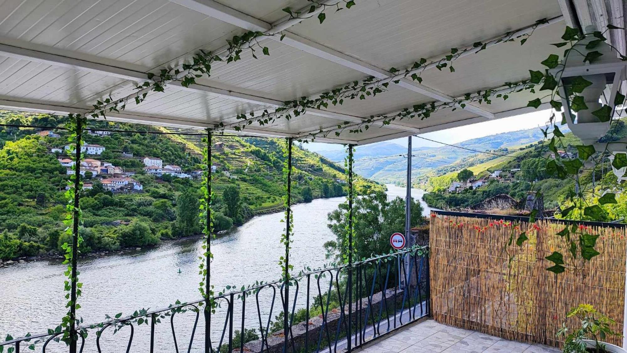 The River House Peso da Régua Exterior foto